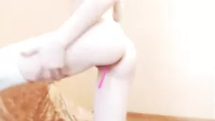Enthusiastics сосет член и ласкает киску