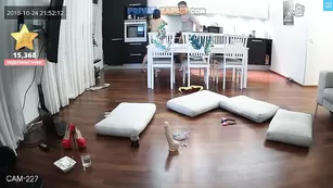 spygasm молодежь играет в эротические игры