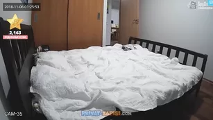 Домашний секс Mark & Trish с молодой брюнеткой