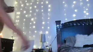 butterybubblebutt сексуальные блондинки играют с дилдо