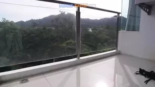 GessiStar шлюшка дрочит резиновым членом