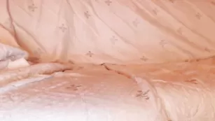 SexySabotage красотка танцует и светит сиськами