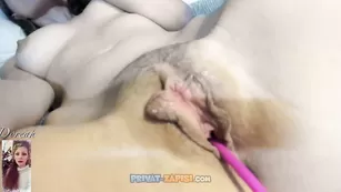 Giveyouelevenminutes милашка крупным планом ласкает киску