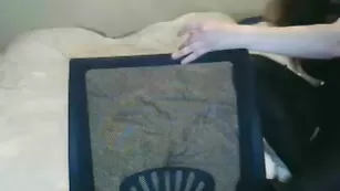 Грудастая шлендра Luciloveme скачет на страпоне