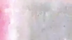 Красивая бабенка sexyp1ncess дрочит киску