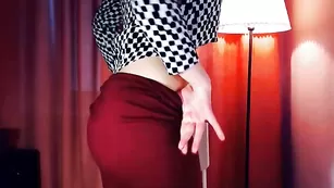 Шальная сучка Agentdi демонстрирует нижнее белье