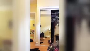 Развратная Lakota развлекается в ванной