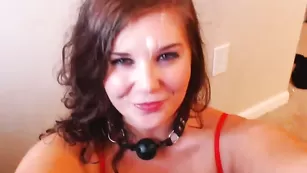 Порочная самка Thedirtyrussian лежит очко парню