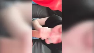 Милая сучка Deum0s сосет хер