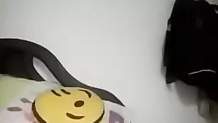 Изысканная самка samanthasala трахает очко