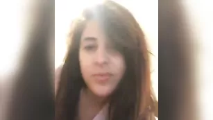 Похотливая краля Chatmebabe69 принимает ванну