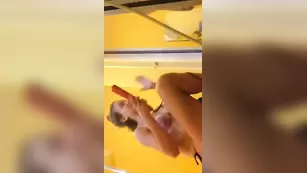 Шальная курва Lakota в нижнем белье