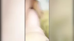 Знойная крошка Skye_Evans долбит в зад