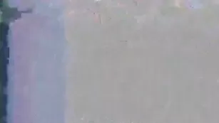 Грудастая стерва MathildaL дрочит бритые дырки