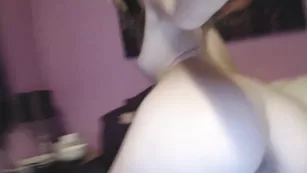 Заводная стерва PumpkinSpice мастурбирует пизденку