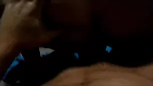 Ненасытная курва JennySwan трахается в задницу