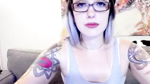 Озорная леди Laila_Love общается во фри