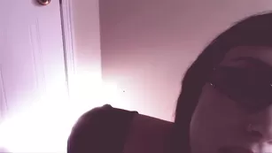 Симпатичная модель Laila_Love во фри чате