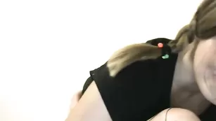 Строптивая курва Amali2015 жестко трахает очко