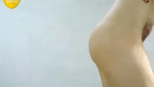 Сочная блонда Pretty_Girl скачет на секс игрушке