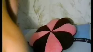 Пышная нимфа temptationn шлепает задницу