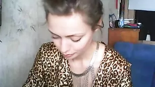Желанная соска wetcat болтает во фри
