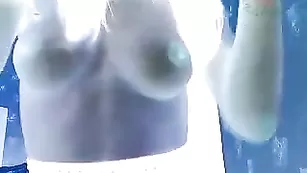 Грудастая курва kapriska вертит большой попкой