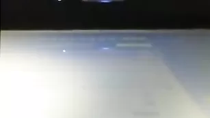 Сексапильная kamilla2play ласкает сосочки