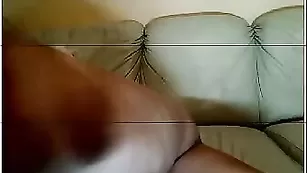 GlamurGirl ласкает киску самотыком