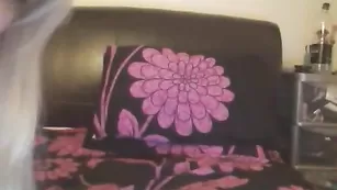 Роскошная шлендра stacy_doll дрочит дырочки