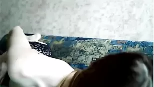 Озорная малая xxALIZExx нежно теребит пизду