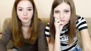 Строптивые шлюшки Molly Wall и Cortney Now развлекаются во фри