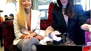 Великолепные дамы bettiesweet общаются во фри чате