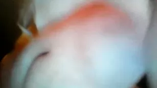 Обворожительная сука Pupi_Zefiro ласкает большие сиськи