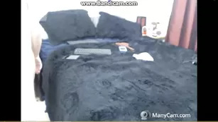 Строптивая курва Schoolgirl_95 ебется с подругой