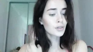 Сексуальная телка oksana fedorova танцует стриптиз