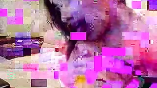 Шальная леди sexbaby трахает себя страпоном