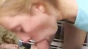 Русская студентка делает минет и трахается в пизду