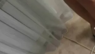 rusiantonik показала волосатую пизду