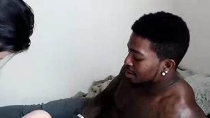 Оральный секс brieaa_ - black и white love 3 негра с красивой брюнеткой