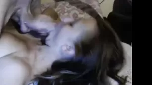 Сексуальная девка deardianvasya глубоко сосет хуй