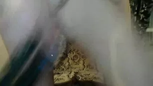 Смотреть красивую мастурбацию пизды в исполнении брюнетки diana1987