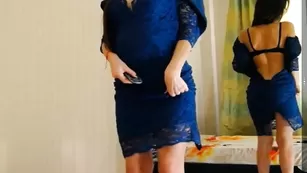 Смазливая брюнетка roselynax раздевается на камеру