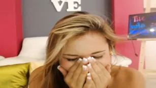 Сексуальная пассия NIcoleHitman яро дрочит пизду самотыком