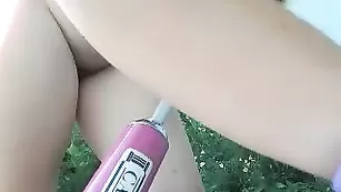 Сочная путана Squirtbabyy ебется с секс машиной