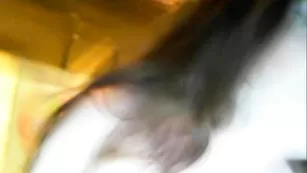 Строптивая дама BrookEvrgreen ласкает бритую пизду