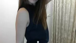 Изумительная путана yuliannas позирует во фри чате