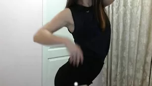 Изумительная путана yuliannas позирует во фри чате