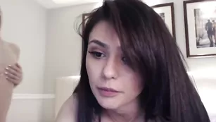 Милые сучки Lilemma_ girlgirl демонстрируют большие сиськи