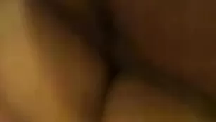 Жаркая дамочка Stacy_doll яро трахается в пизду